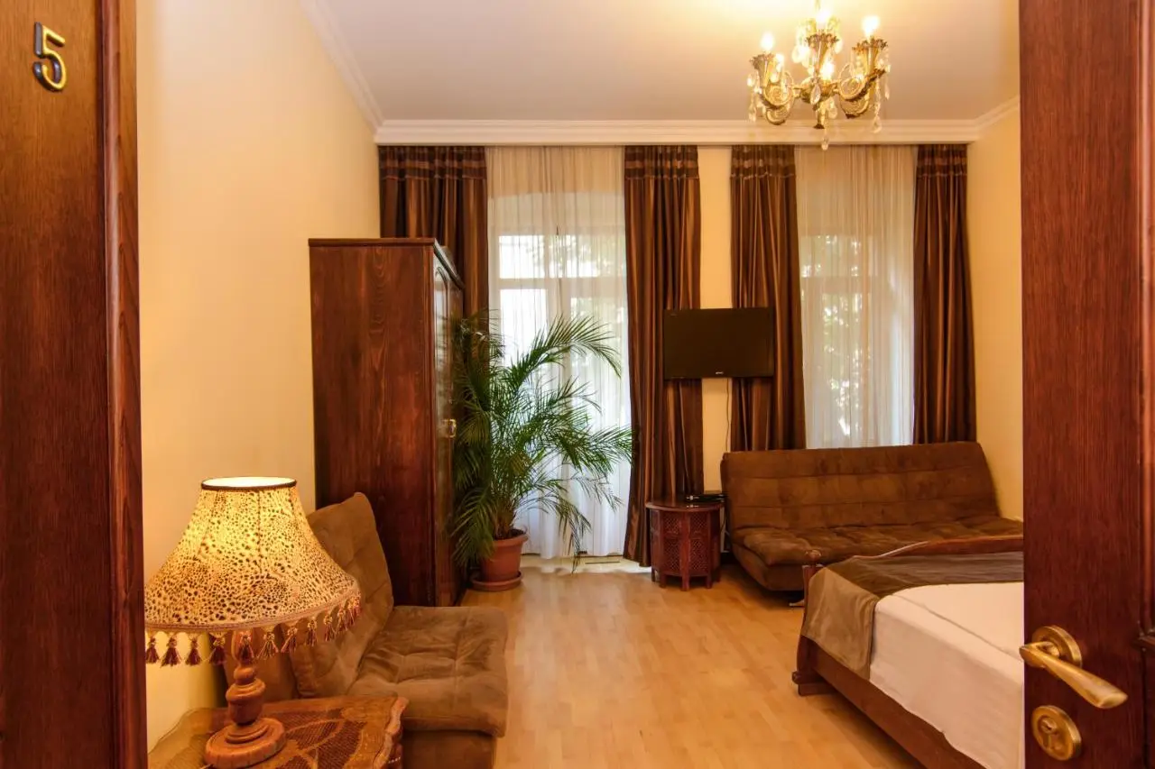 Hotel British House