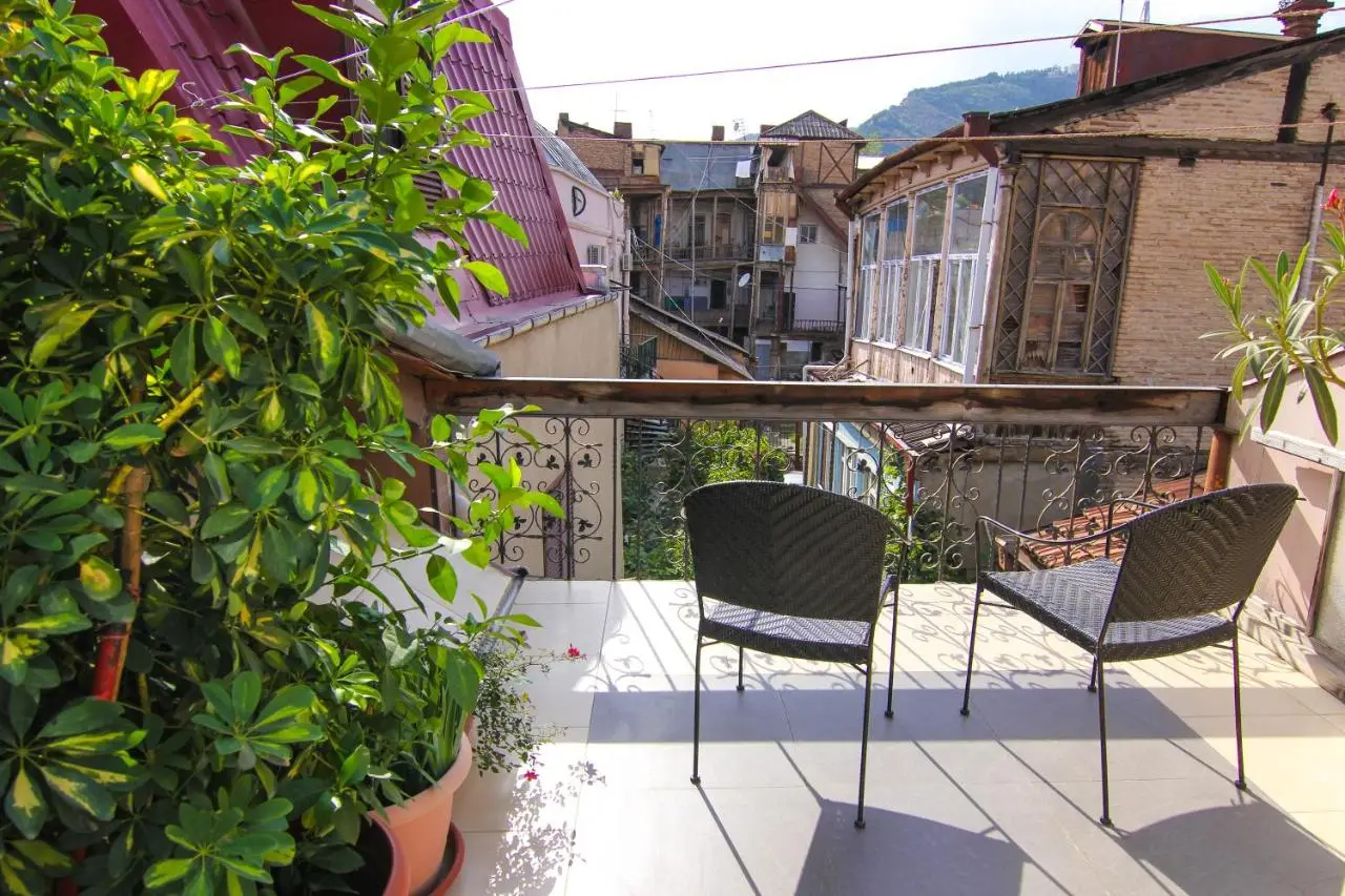 BFG Suites Leselidze