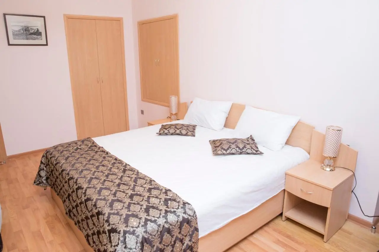 City Walls Hotel