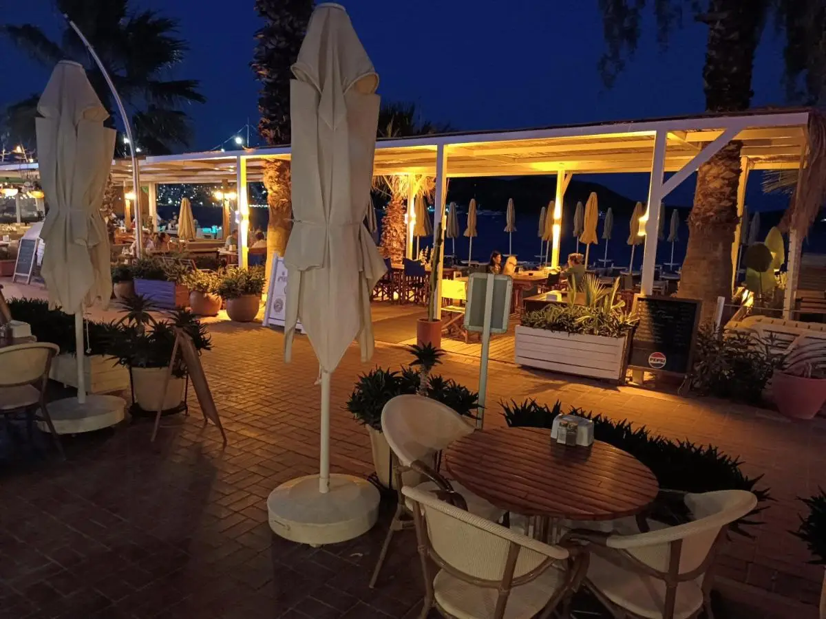 UzHan Beach Hotel