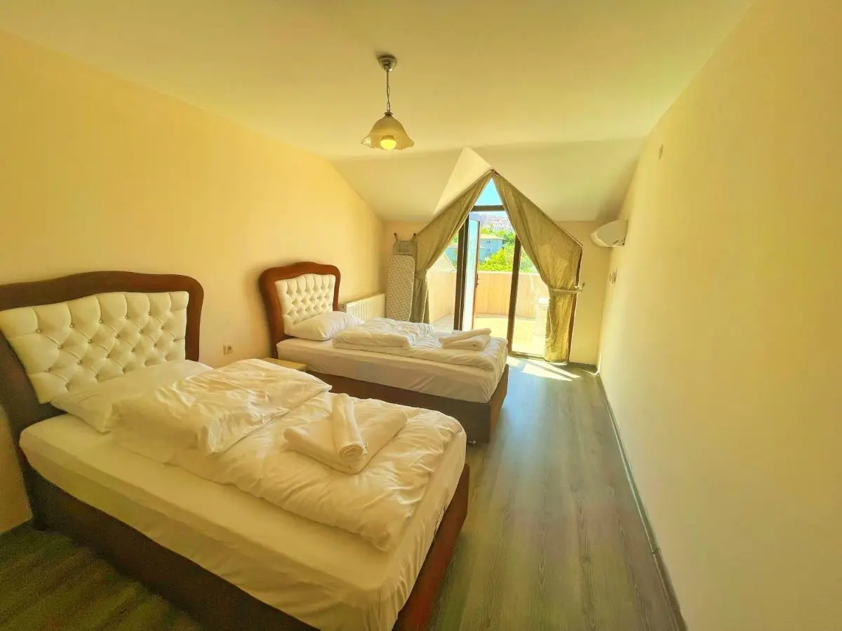 LUSTRA GARDEN SUİTE