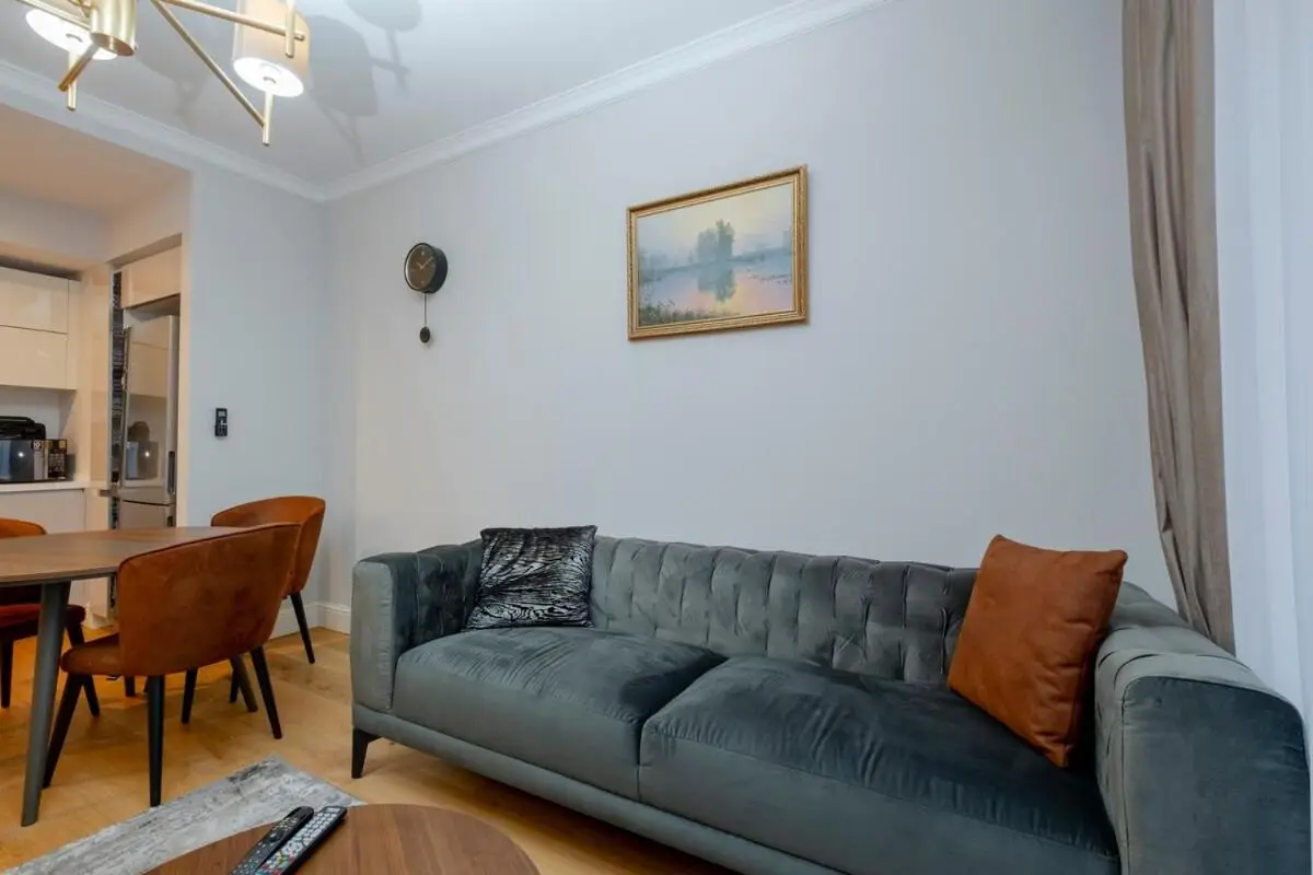 One-Bedroom Residence Apartment in Taksim