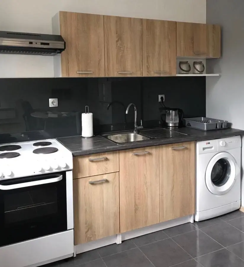 Apartment Adi