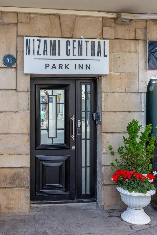 Nizami Central Park Hotel