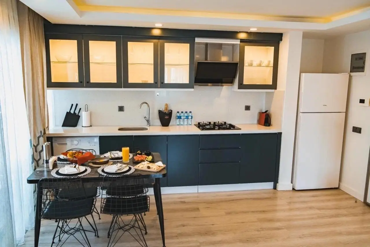ONLY ONE Suites & Residences