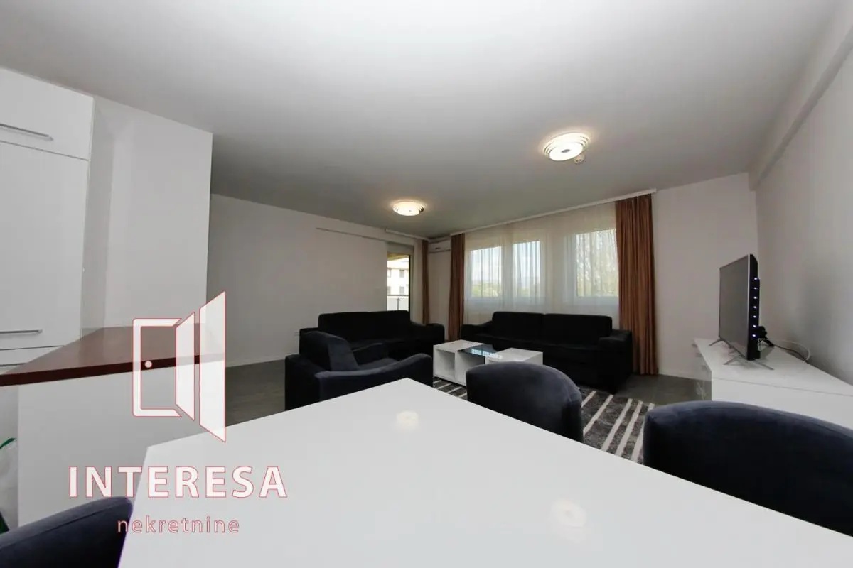 Panamera Apartments PRIVATE