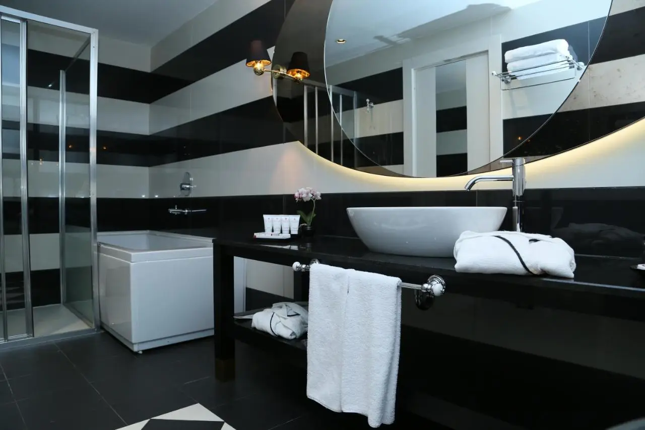 Ramada Hotel & Suites Sisli