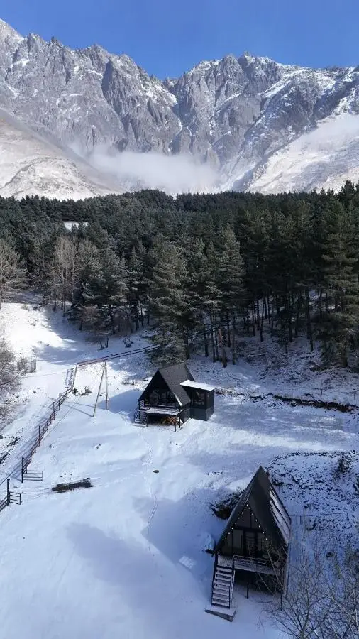 Mountain Waltz by Elia Glamping