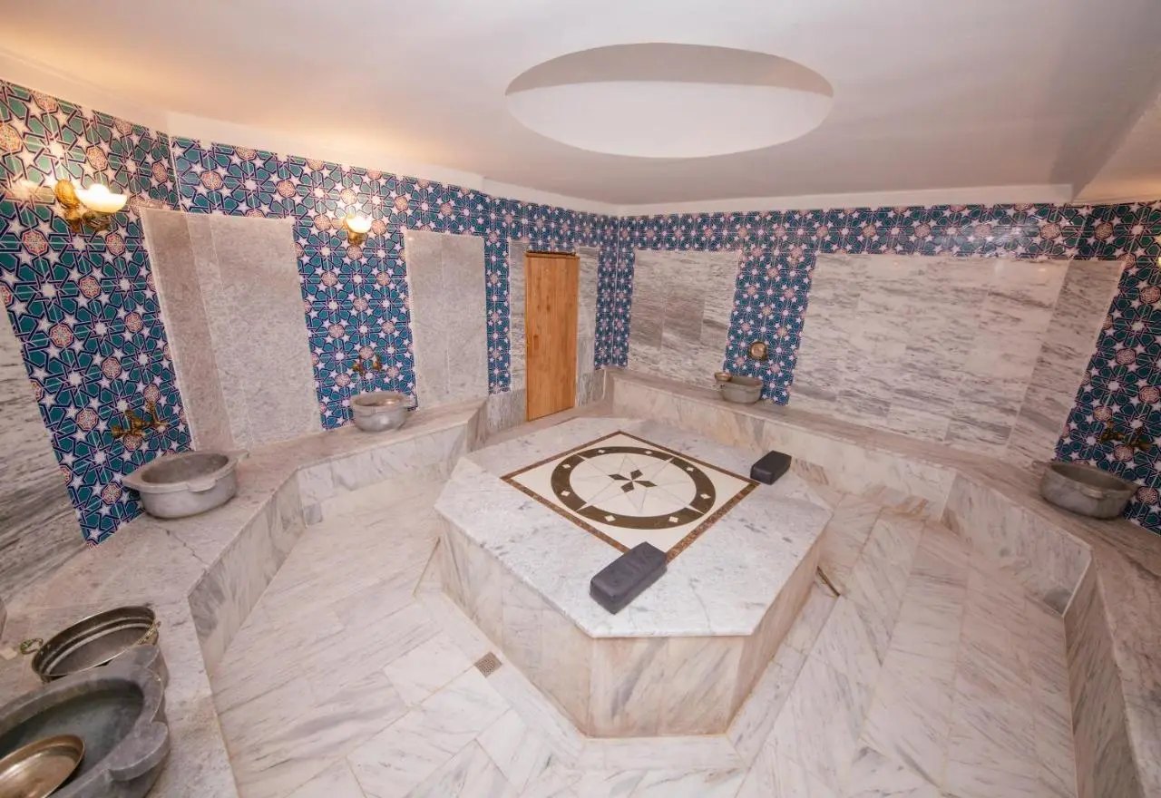 Litros Hotel & Spa