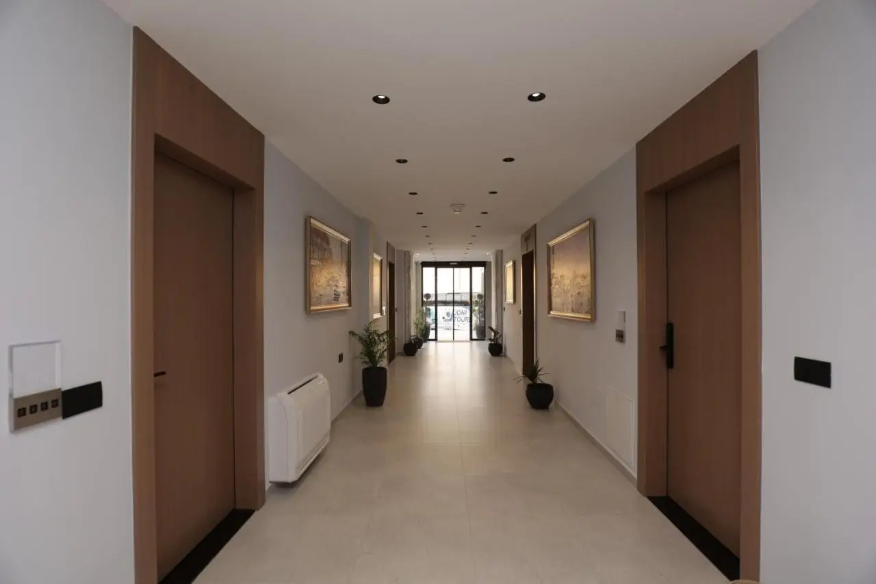 Resiidence Inn Hotel Tirana