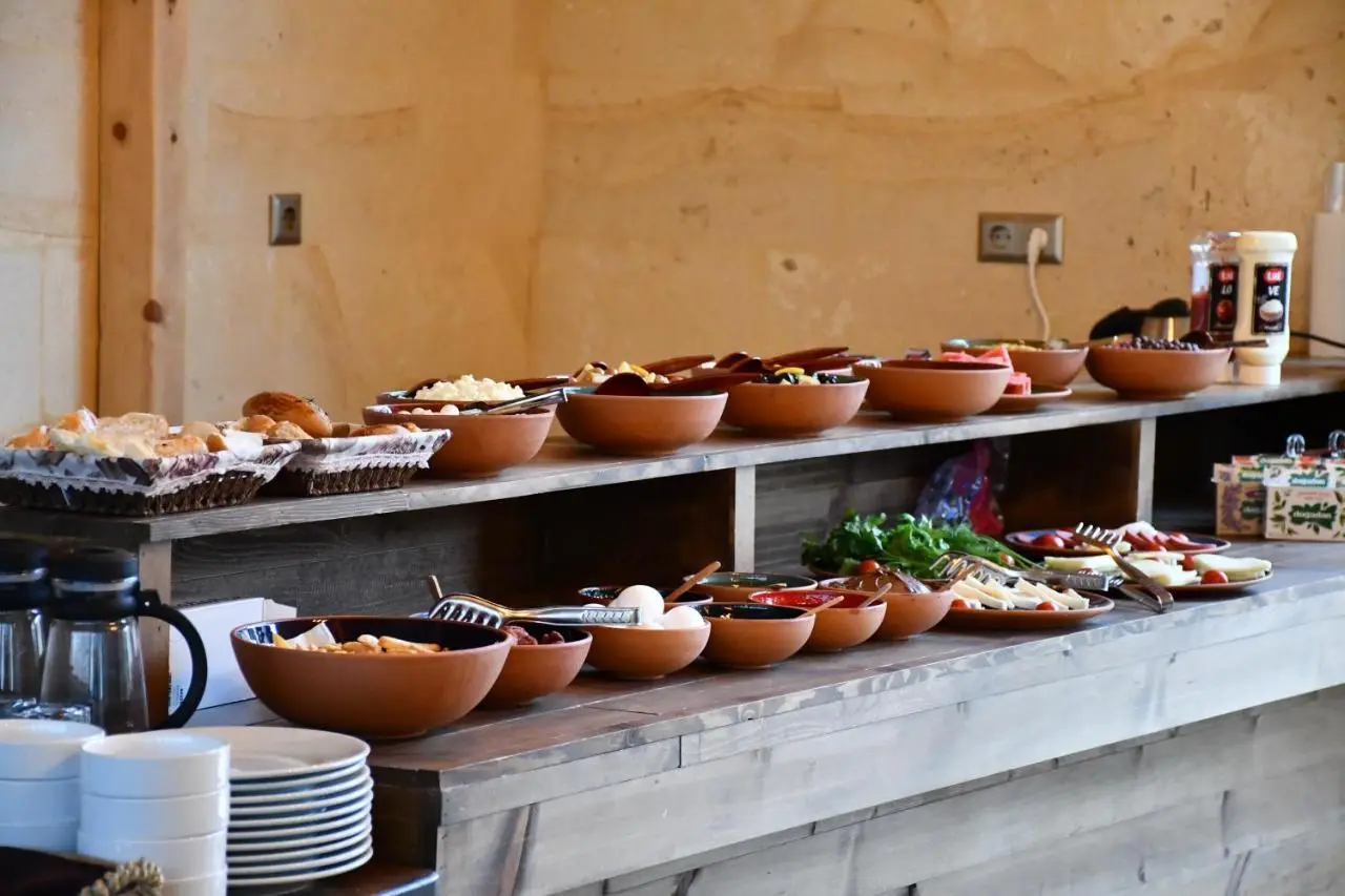 Larissa Cave Hotel