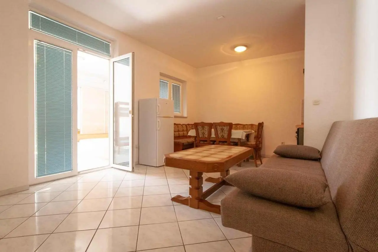 Villa Raguž sa Privatnom plažom i Garažom