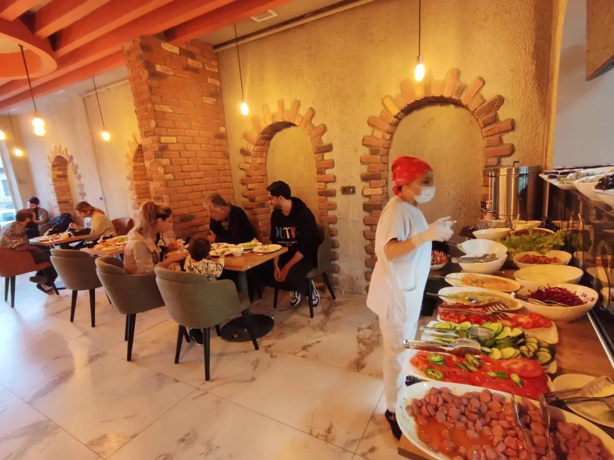 The Golden Pera's Hotel & Spa
