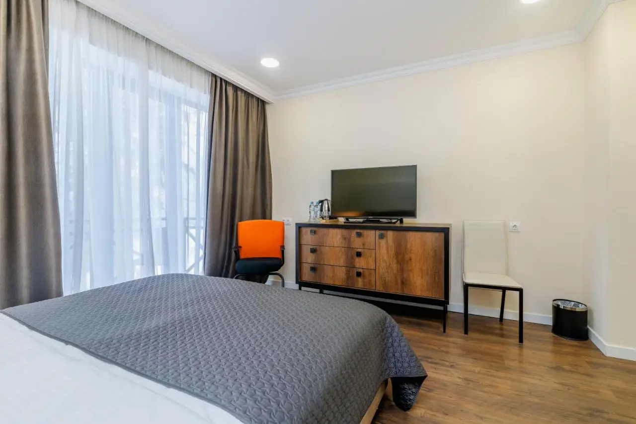 Kokhta Plaza Boutique Hotel
