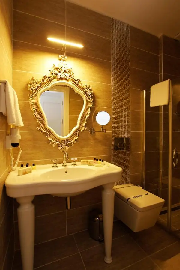 The White Swan Suites Beyoglu