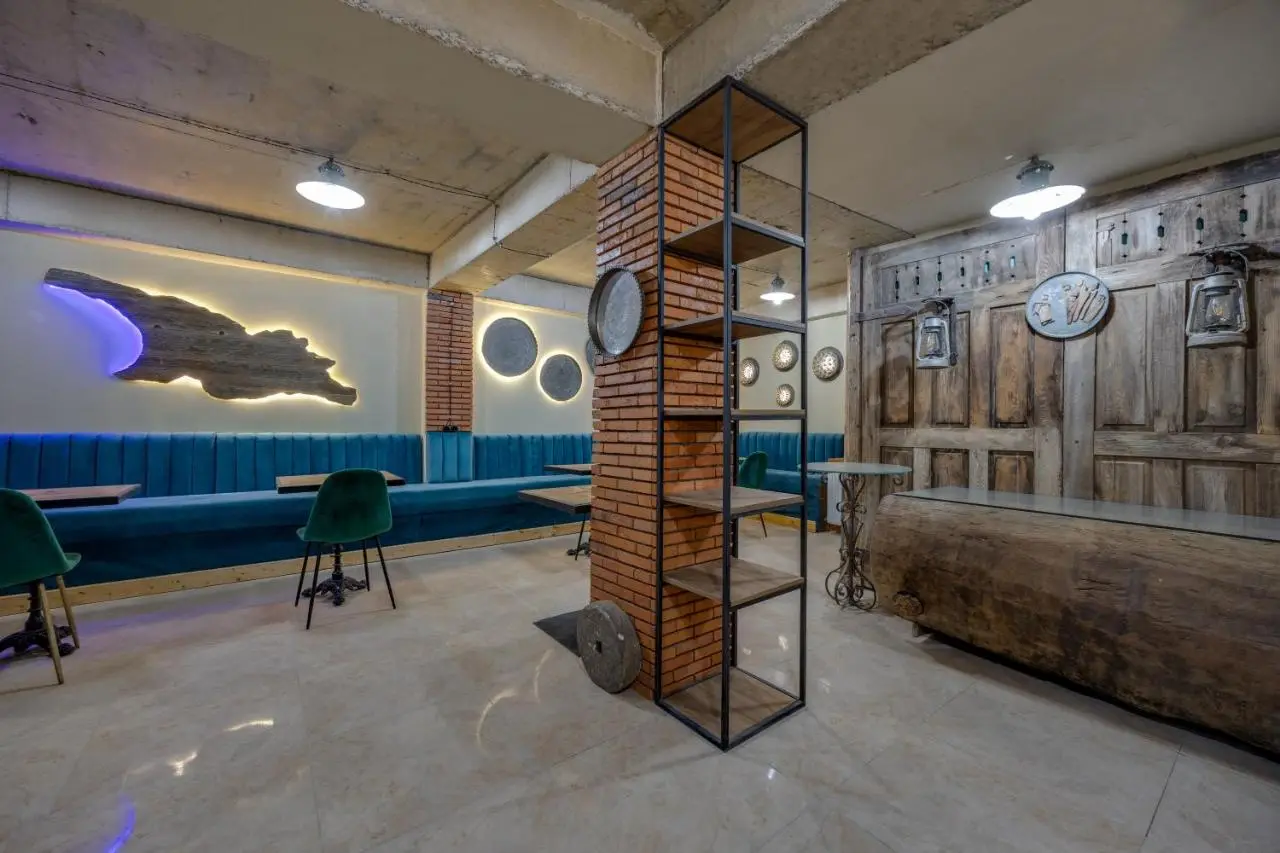Regraph Hotel