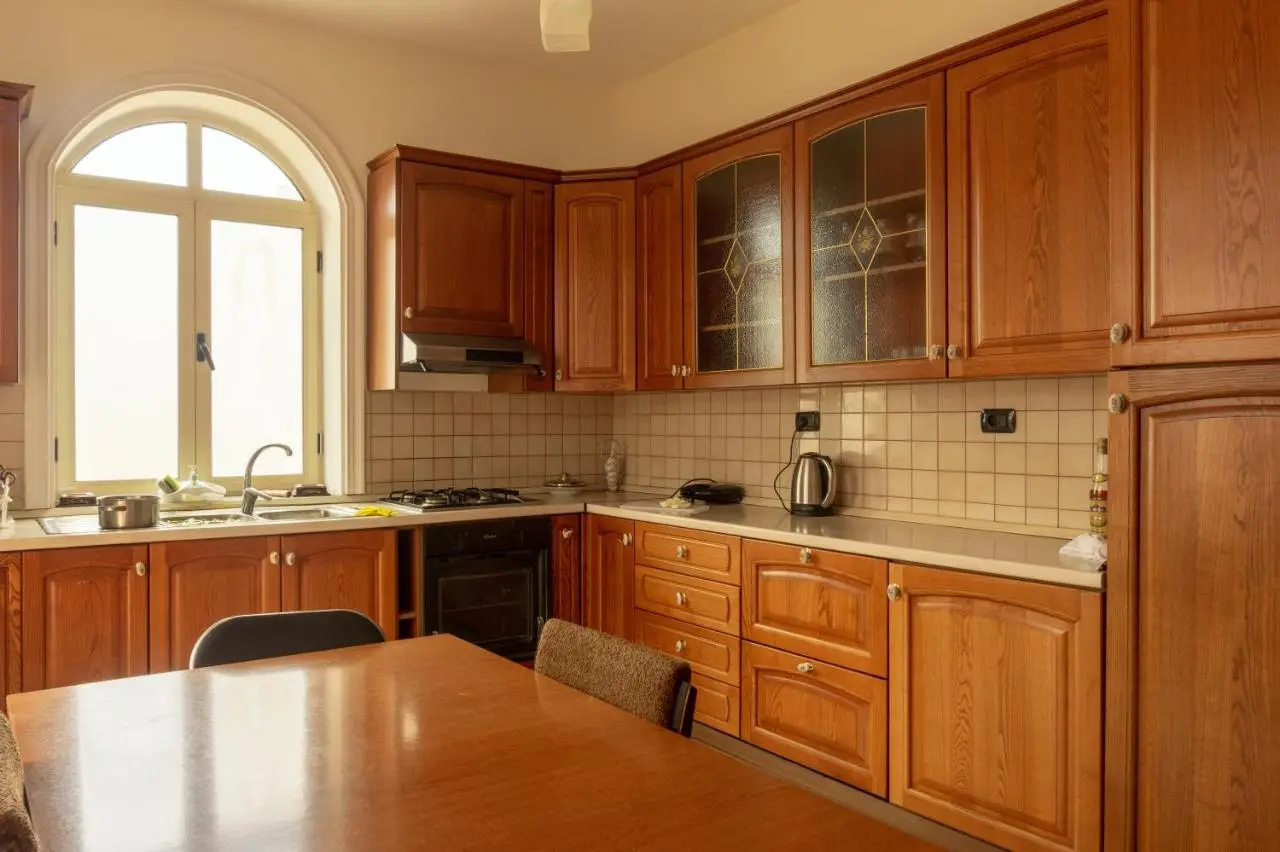 Luckyshine hostel