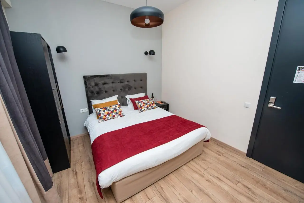 L.M Club Hotel