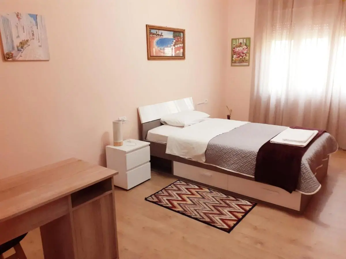 Zana`s Home