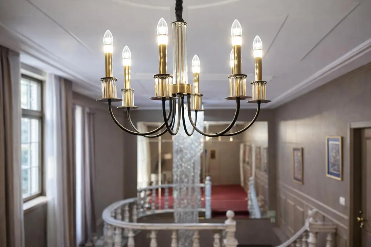 The Lantern Central Hotel