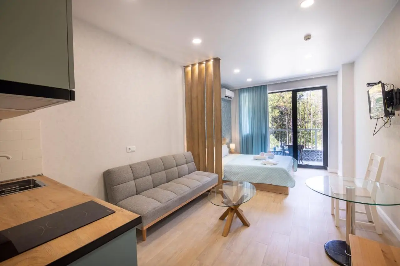 Bamboo Beach Apartments