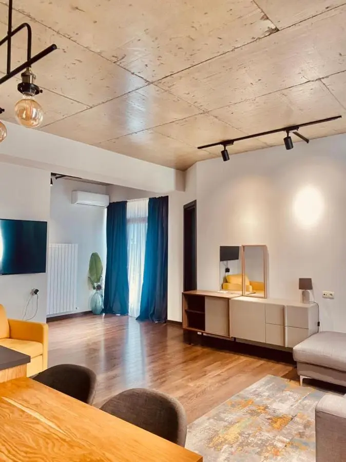 APARTMENT SIXTEEN