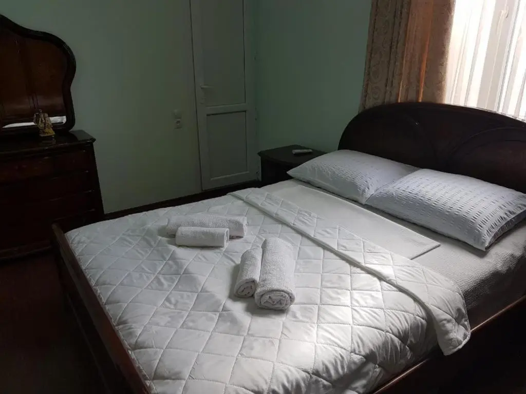 mano guest house