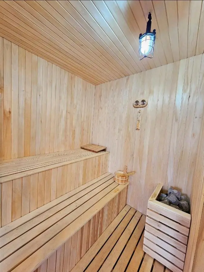 Trigon Villa Family , HOT POOL ,SAUNA,JACUZZI