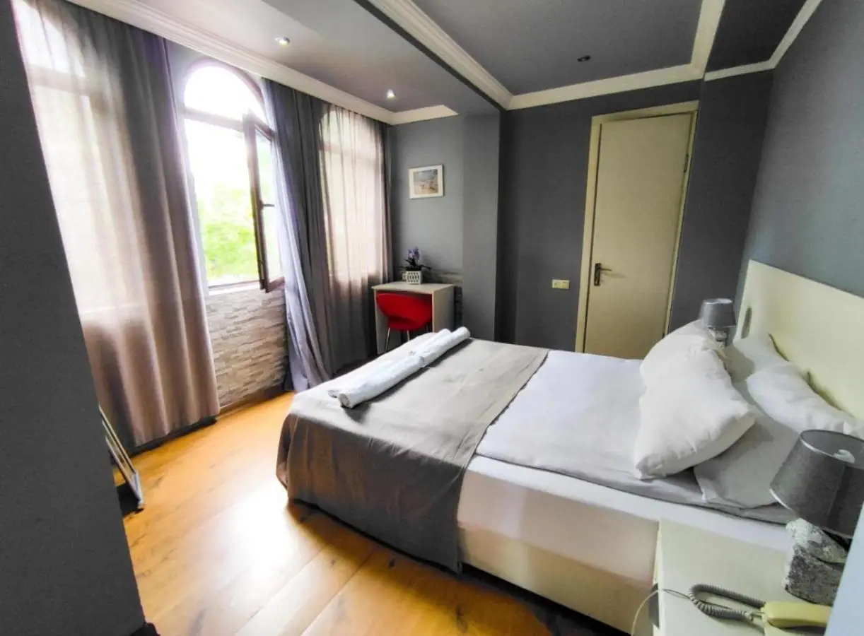Aparthotel Old City