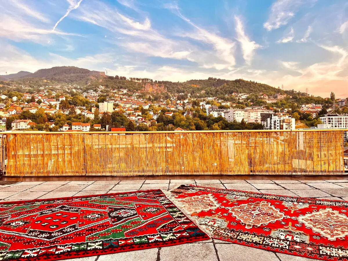Rooftop oasis in centre of town!