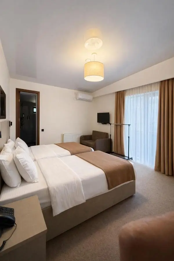 Hotel Green Town