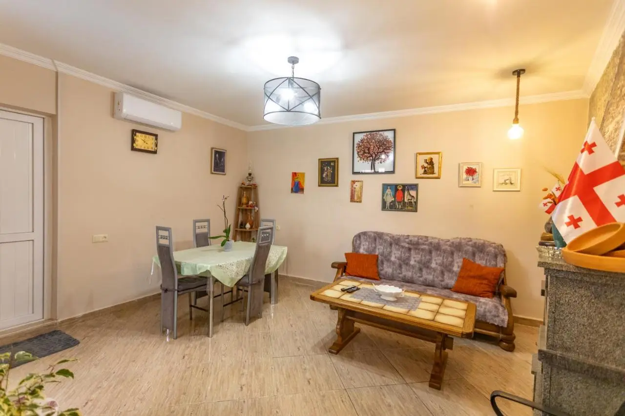 Guest House BALU