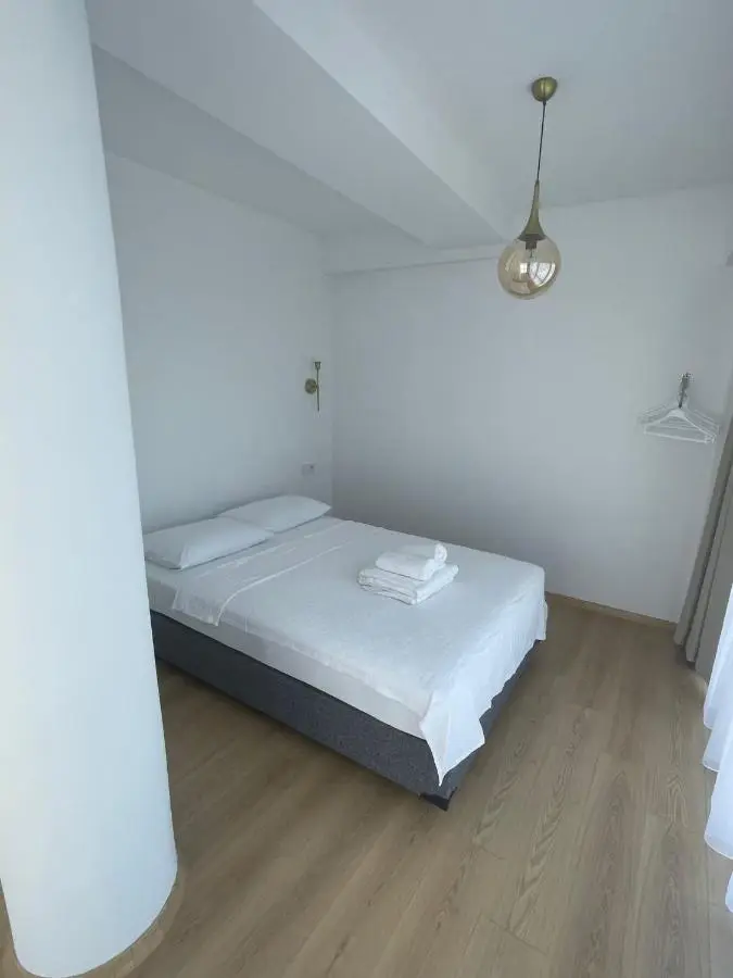 Fmy Apart Hotel