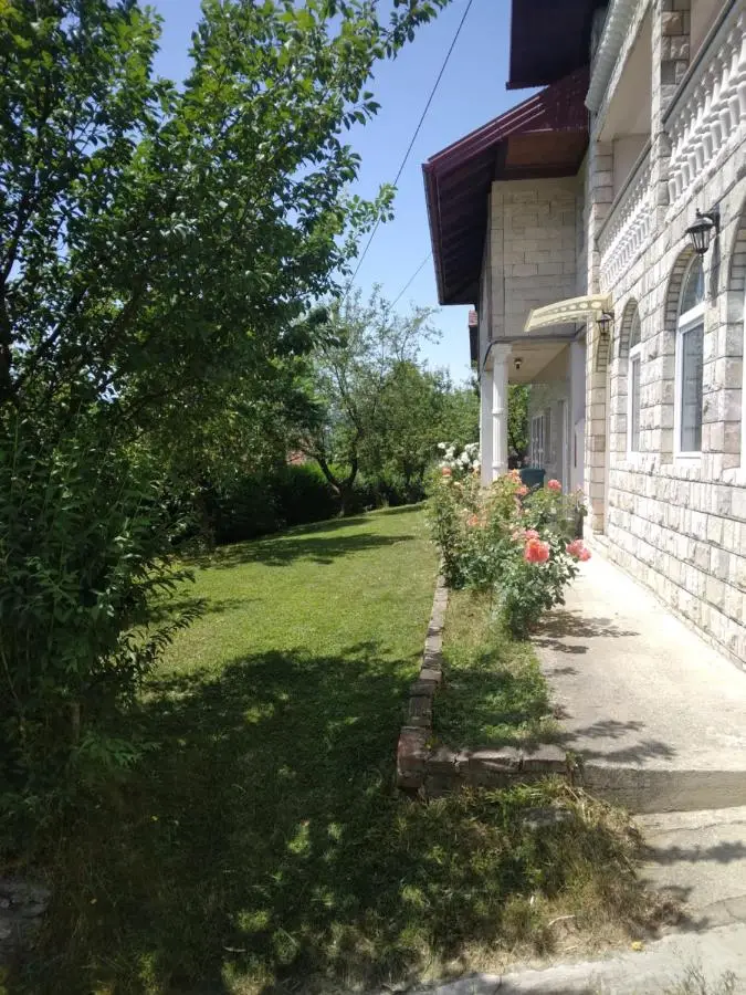 Vila Afan Ušivak