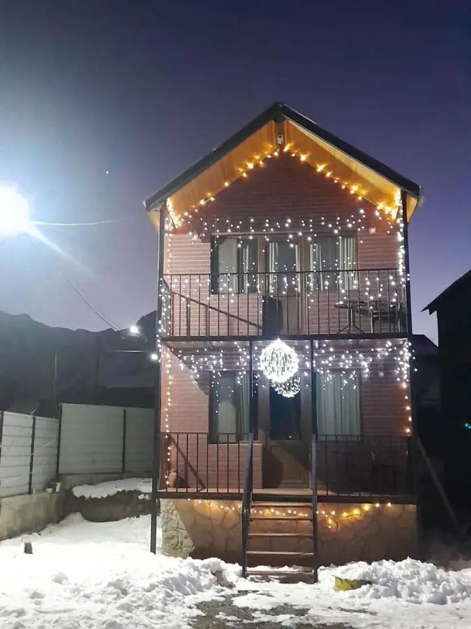 cottage nikolozi