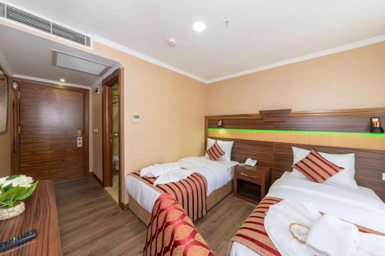 Vision Deluxe Hotel