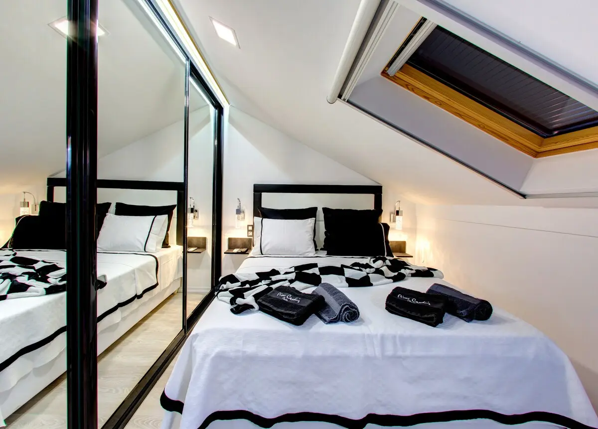 Luxury apartment CRYSTAL 2 (with terrace)
