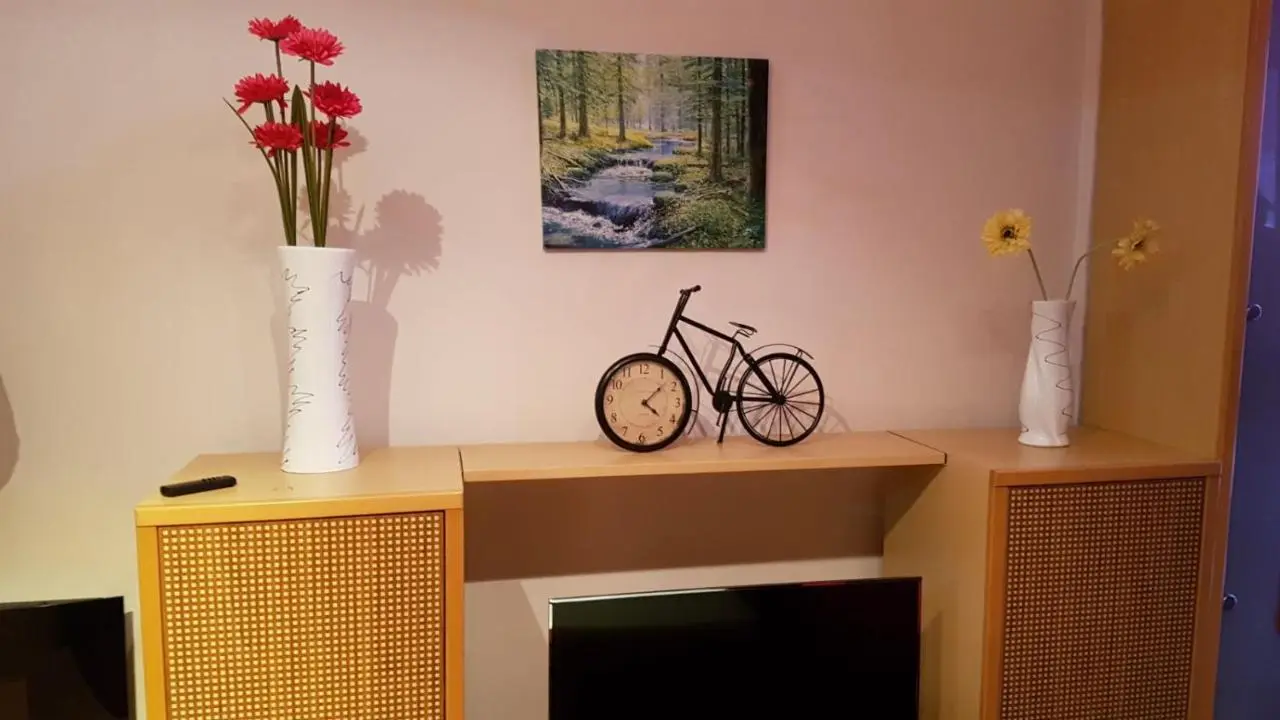 Apartment Love