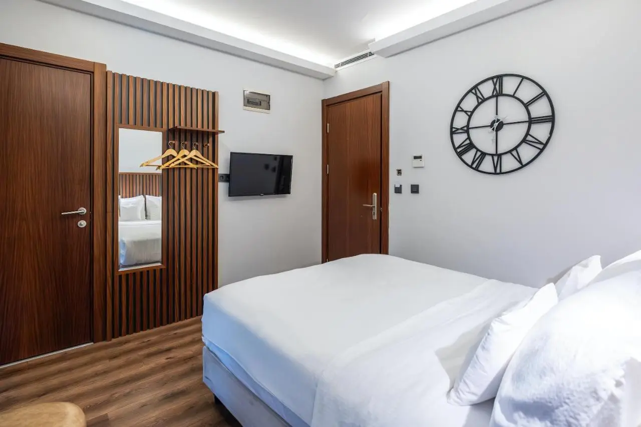 Discovery Hotel