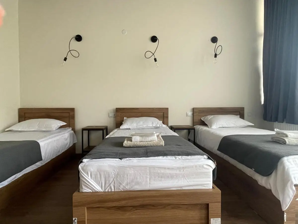 Hotel Echoes