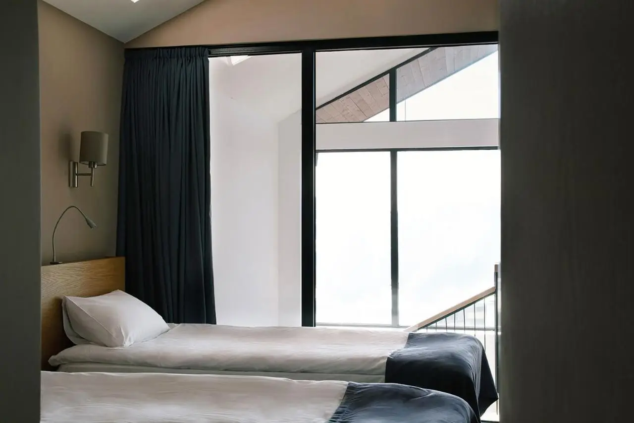 George Snow Apartments in New Gudauri - fireplace, 50m to Gondola lift
