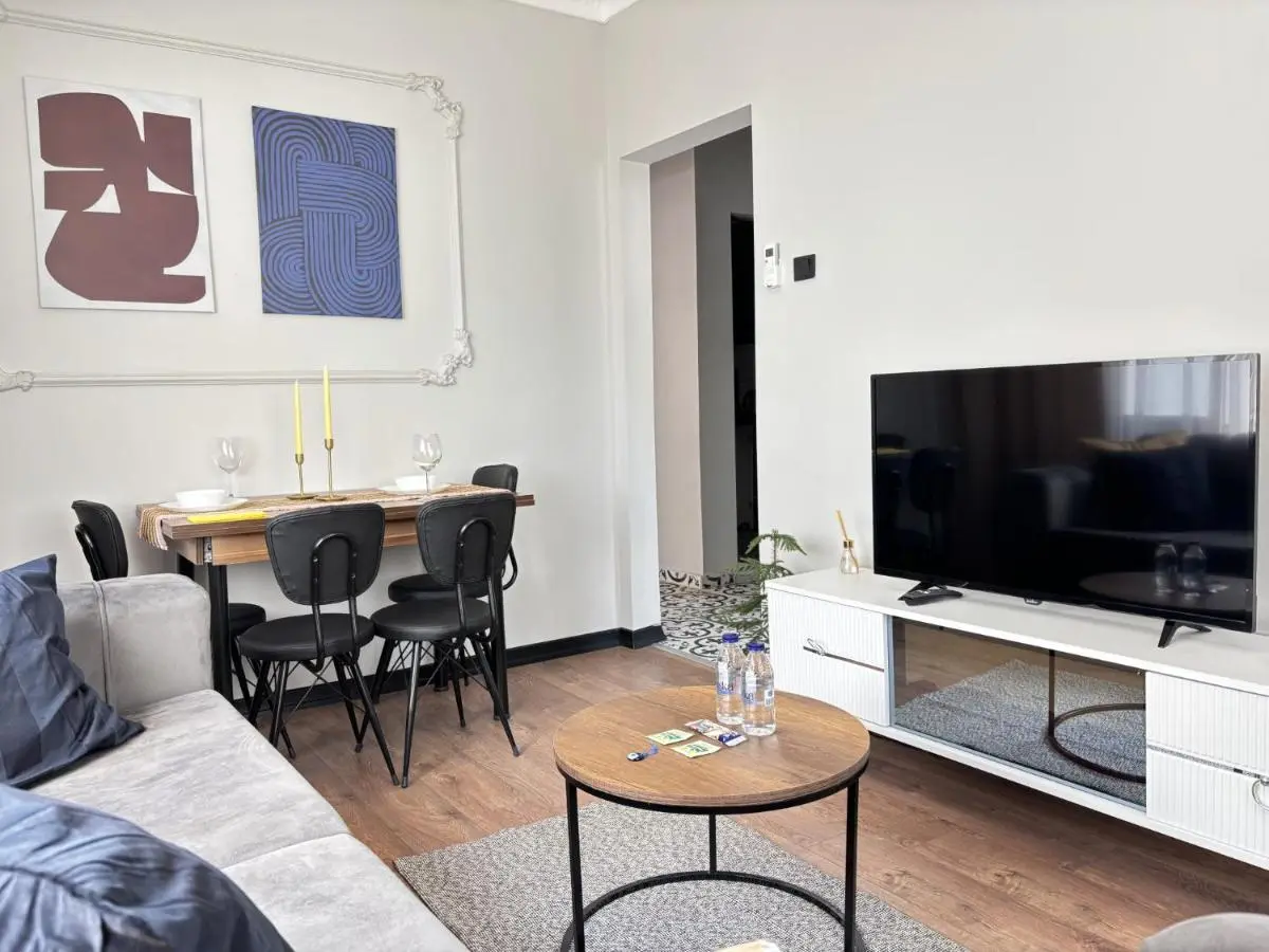 1BR w Turkish Hammam • Central Galata Stay