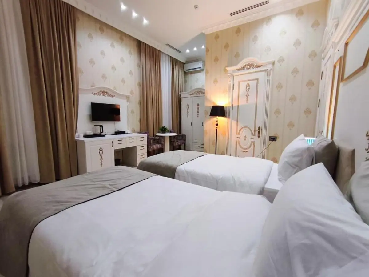 Nizami White Hotel City
