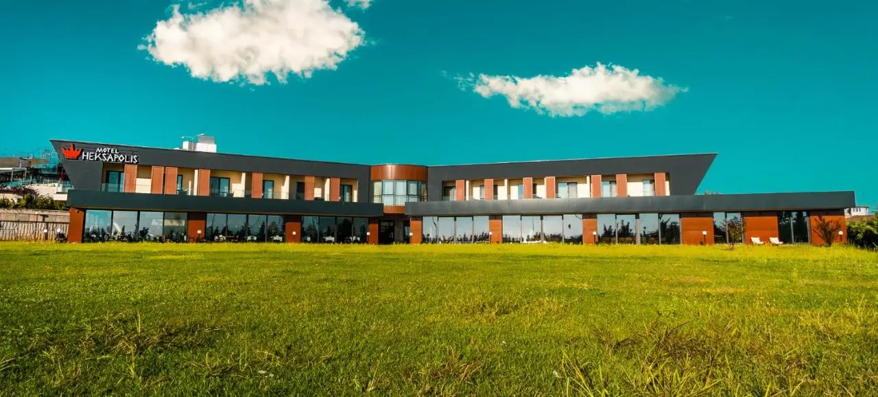 Motel Heksapolis