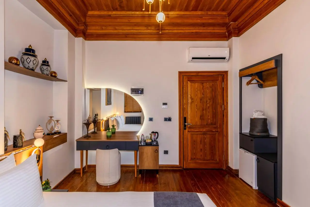 Elmira Pera Hotel & - Special Class