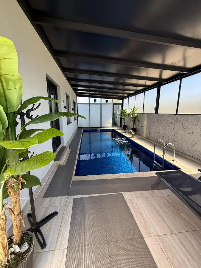 Green Hills Suites
