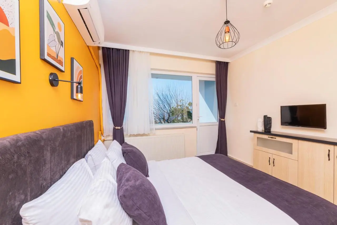 KİRAZ BEACH OTEL
