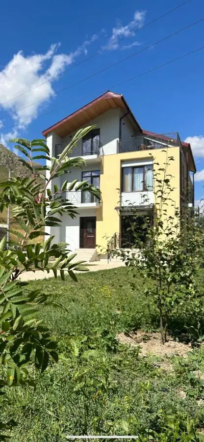 Orophile guest house