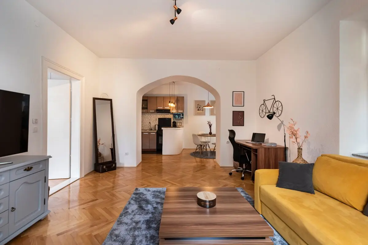 Cozy Modern Apartment in the City Center
