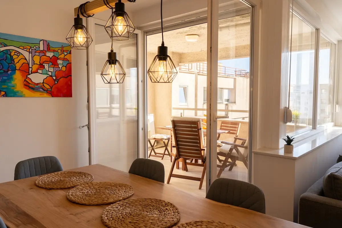 Mostar City Center: Chic Comfort & Mountain View